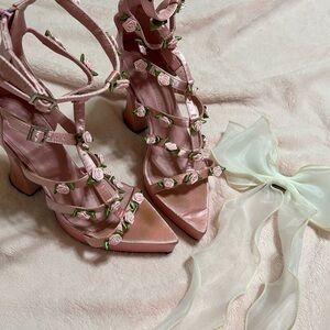 Sugar Thrillz Dolls Kill platform floral pink heels 7.5